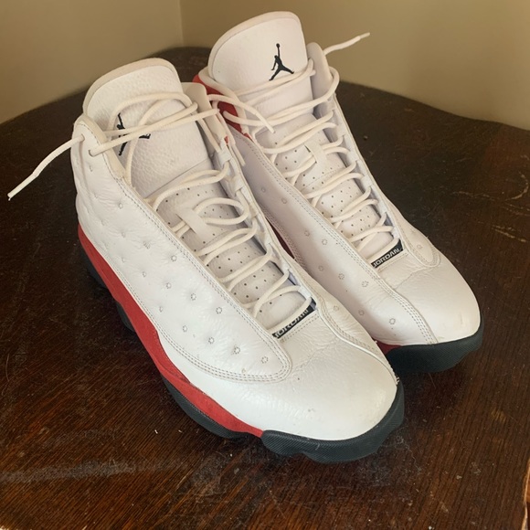 Jordan 13 OG Chicago (2017) - Picture 2 of 6